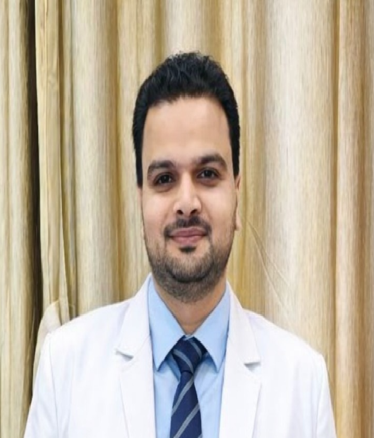 DR. MUSTAQEEM